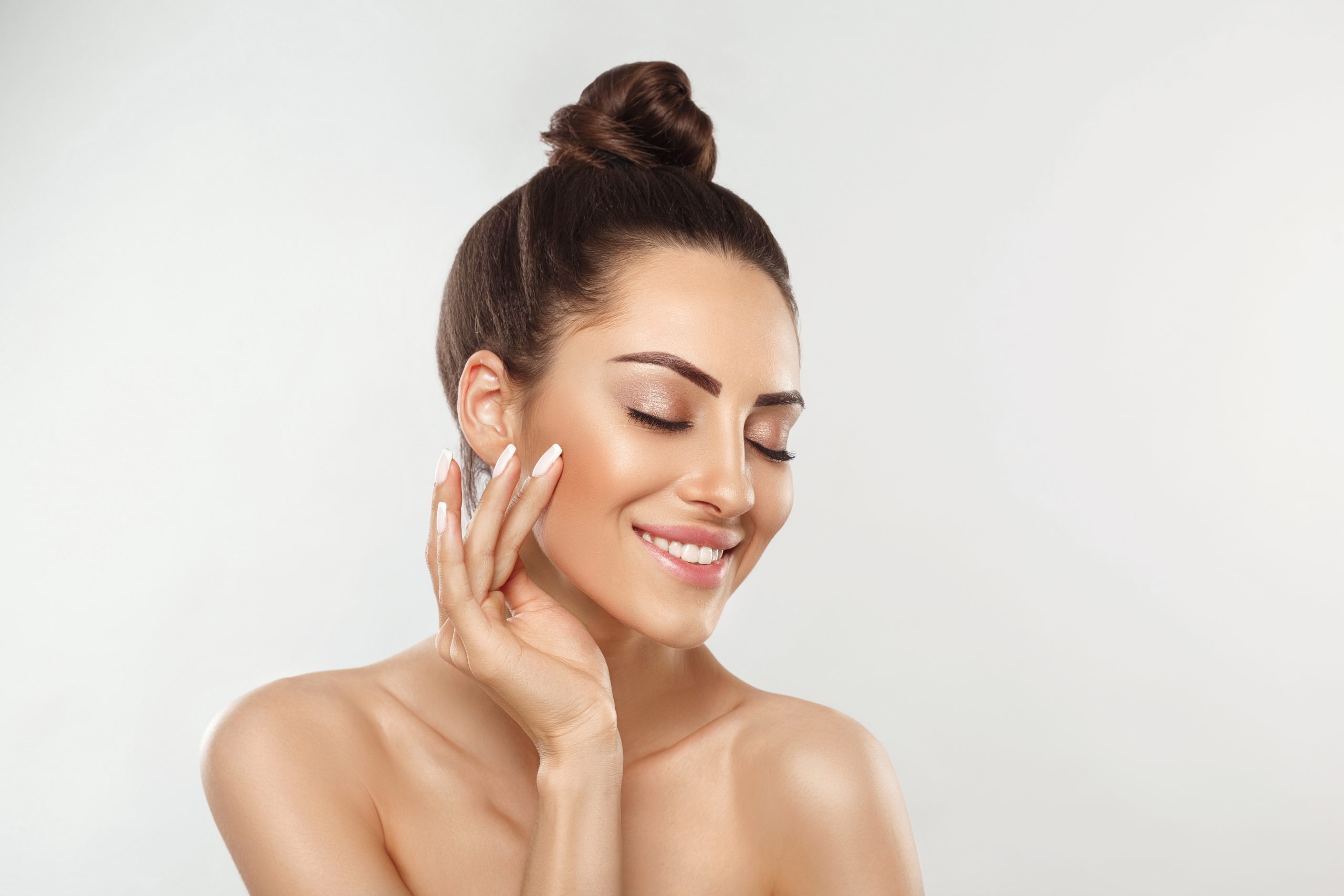 Psoriasis Awareness Month: Understanding Psoriasis and How Glowing by Leah Can Support Your Skin